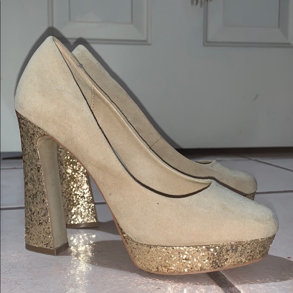 Elle Heels